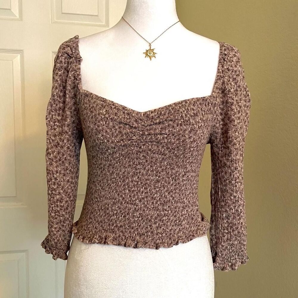 muted purple floral smocked sweetheart neckline blouse - 3/4 sleeve length